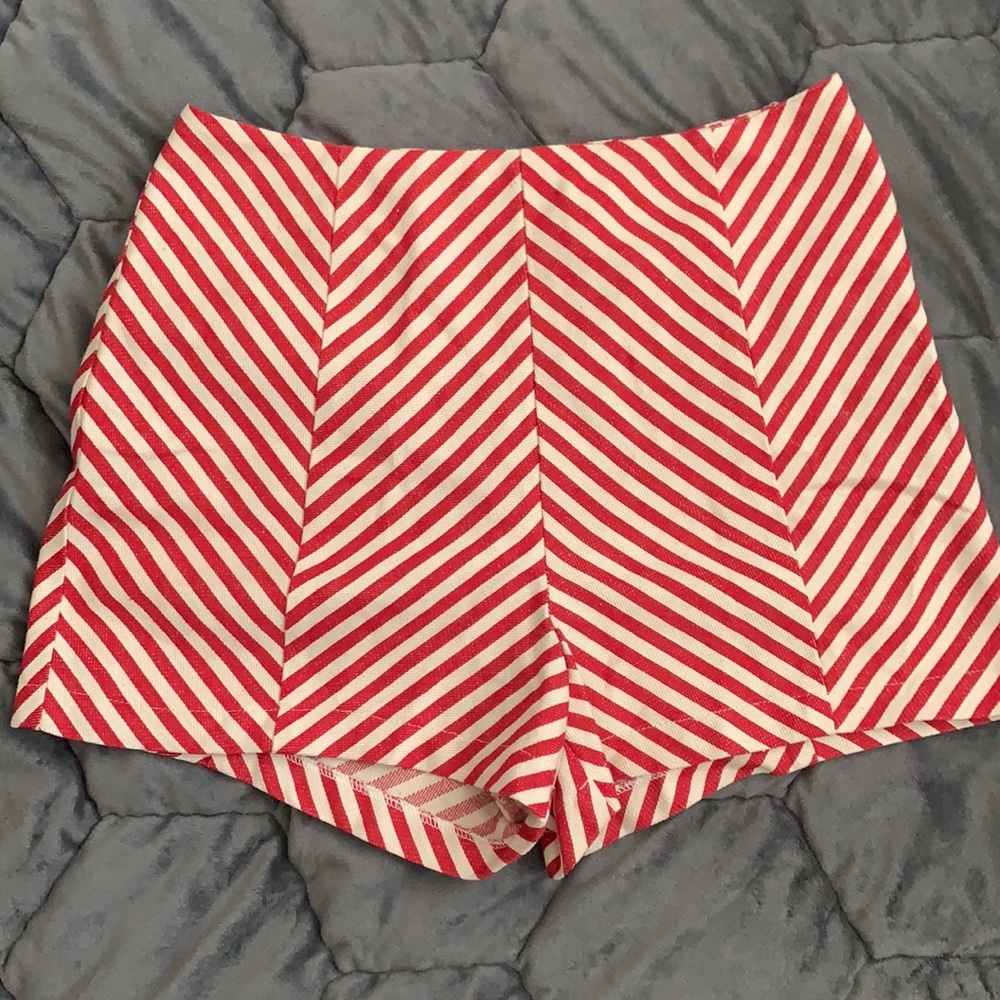 Lush stripped high waisted shorts